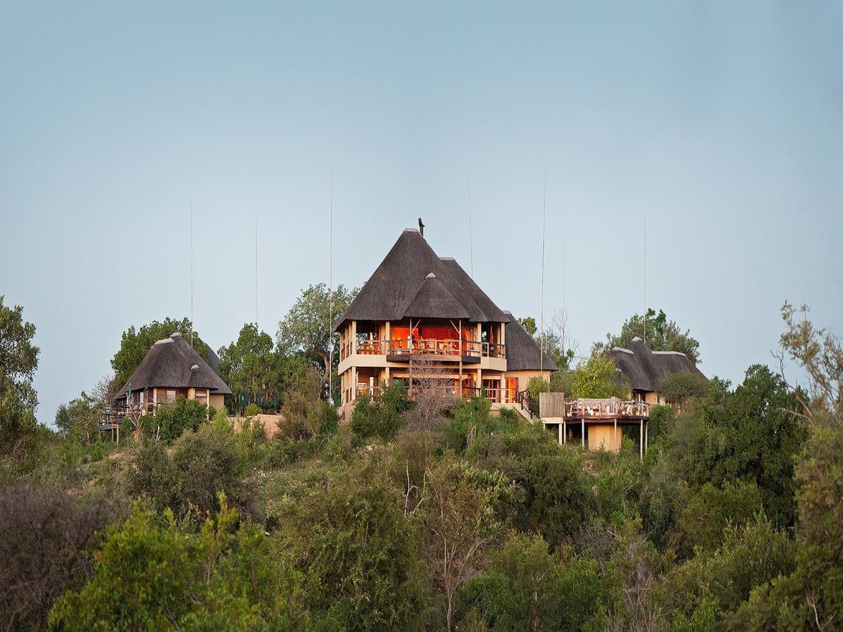 Makumu Private Game Lodge *